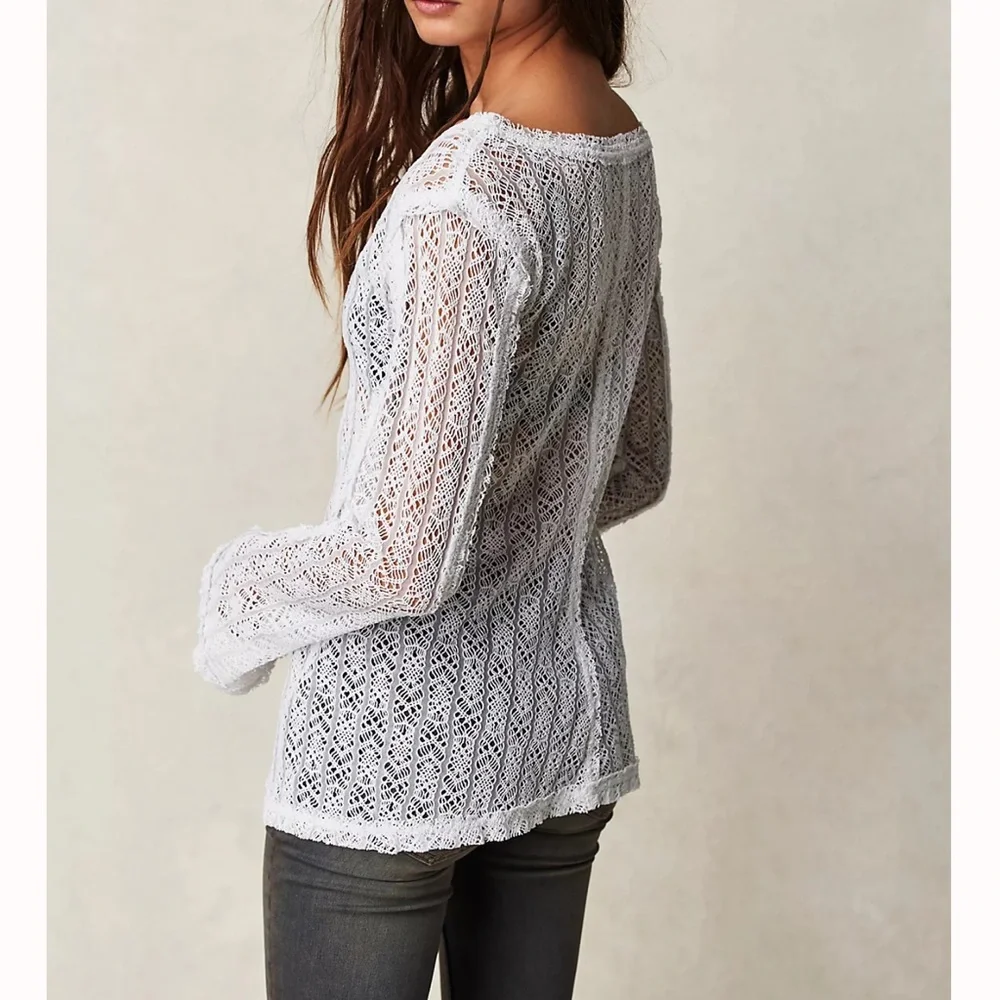 FREE PEOPLE White Lace On The Road Twisted‎ Tee Size Medium